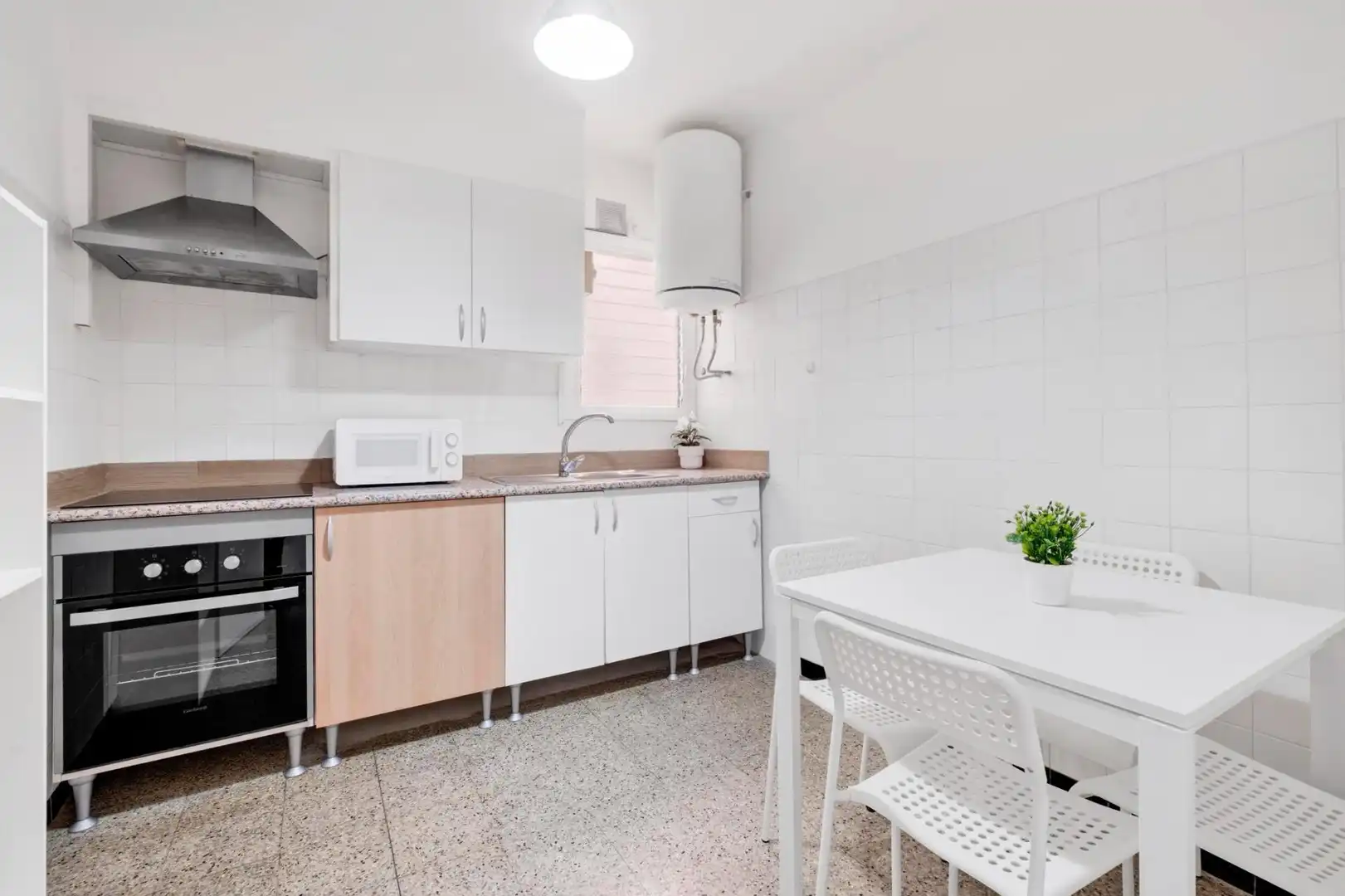 Piso de 81 m² en Salt