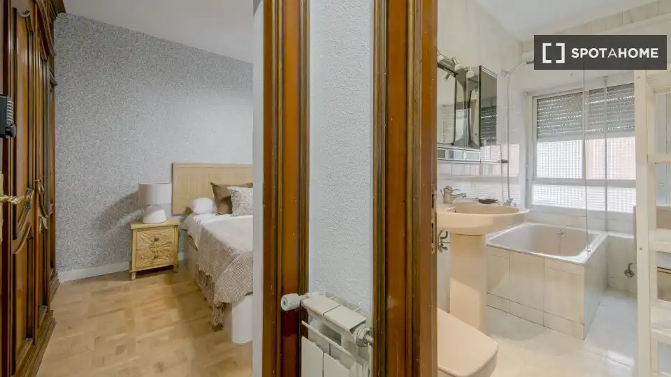 Room for rent, Madrid