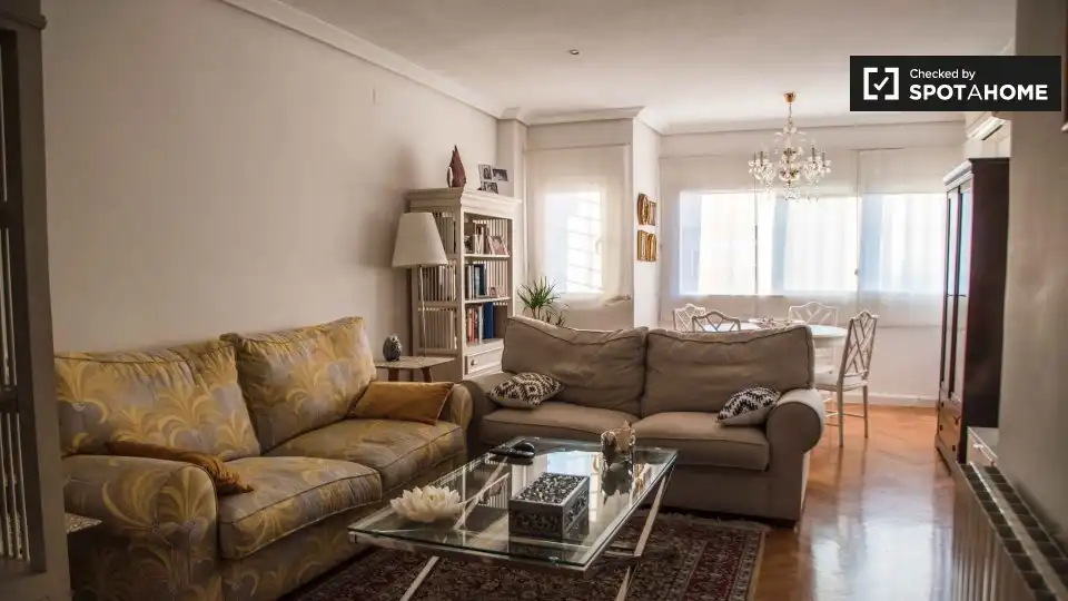 Habitación 140 m², Valencia