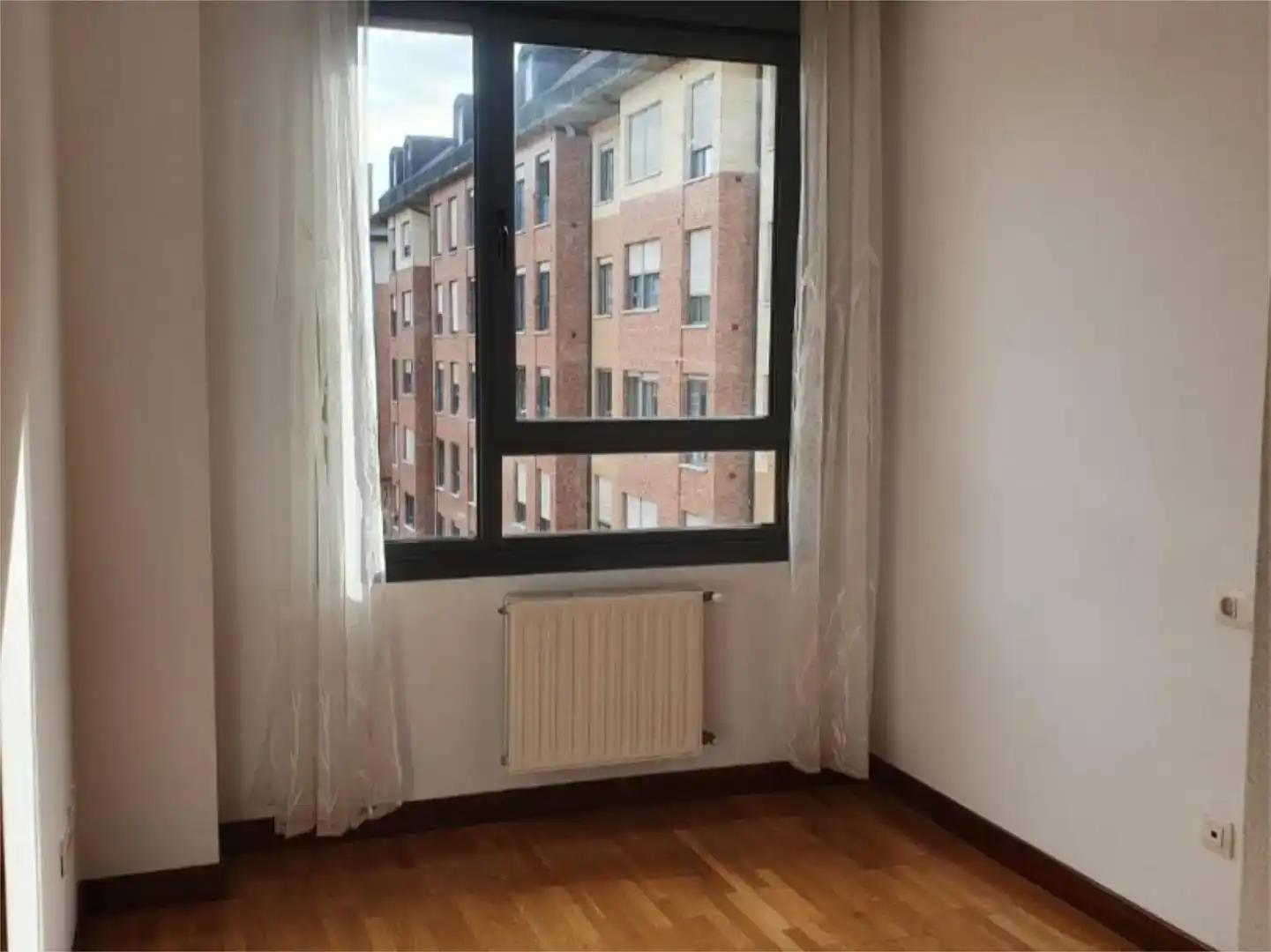 Piso de 87 m² en Oviedo