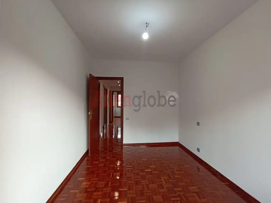 Piso de 110 m² en Oviedo