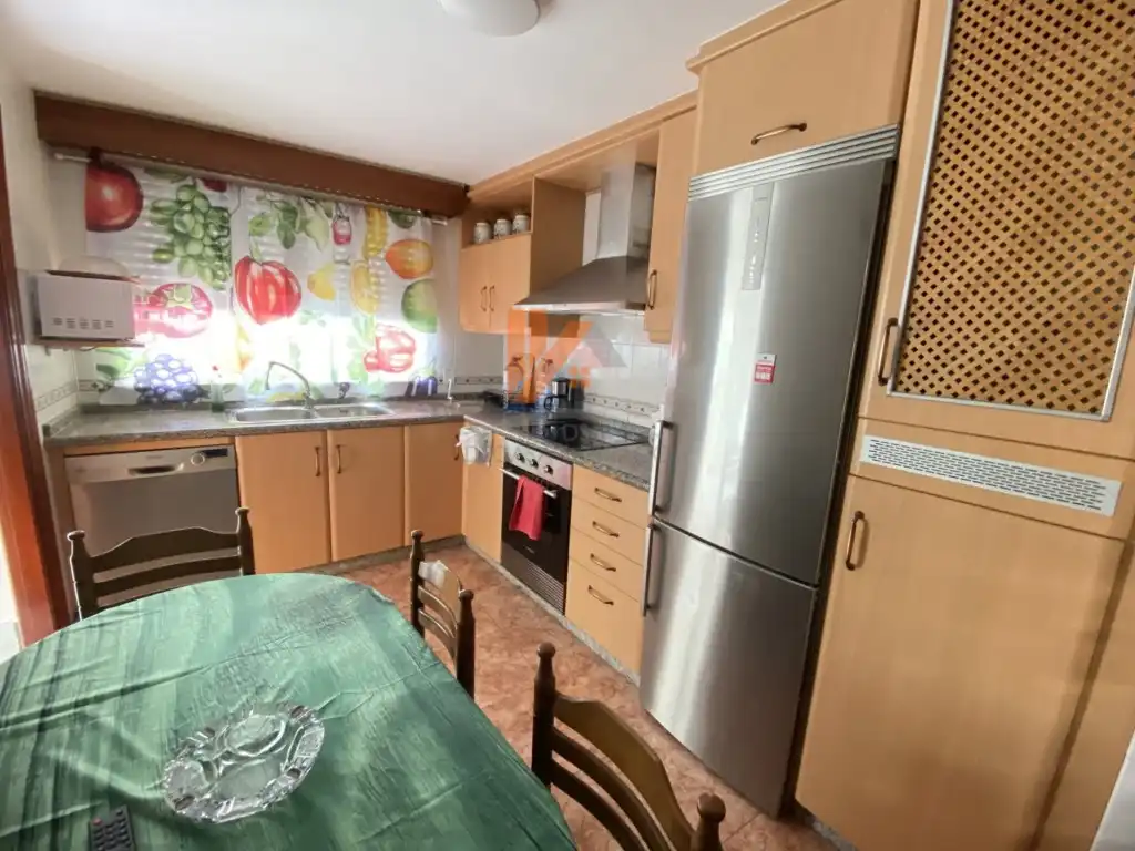 Piso de 130 m² en Santiago de Compostela
