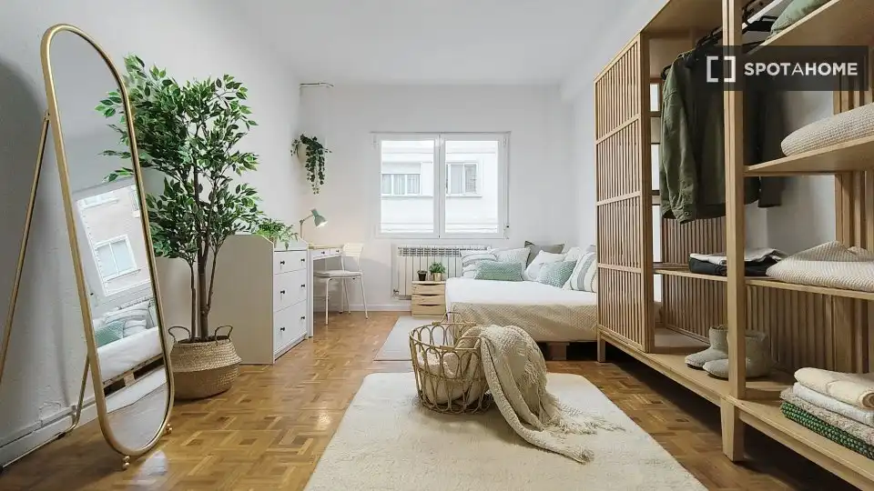 Habitación 143 m², Pamplona