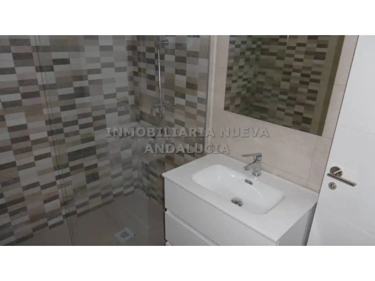 Piso de 90 m² en Almería