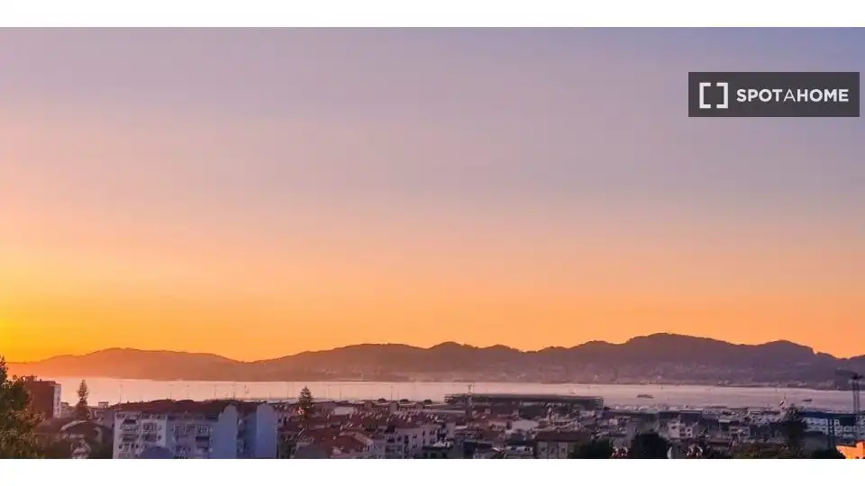 Habitación 86 m², Vigo