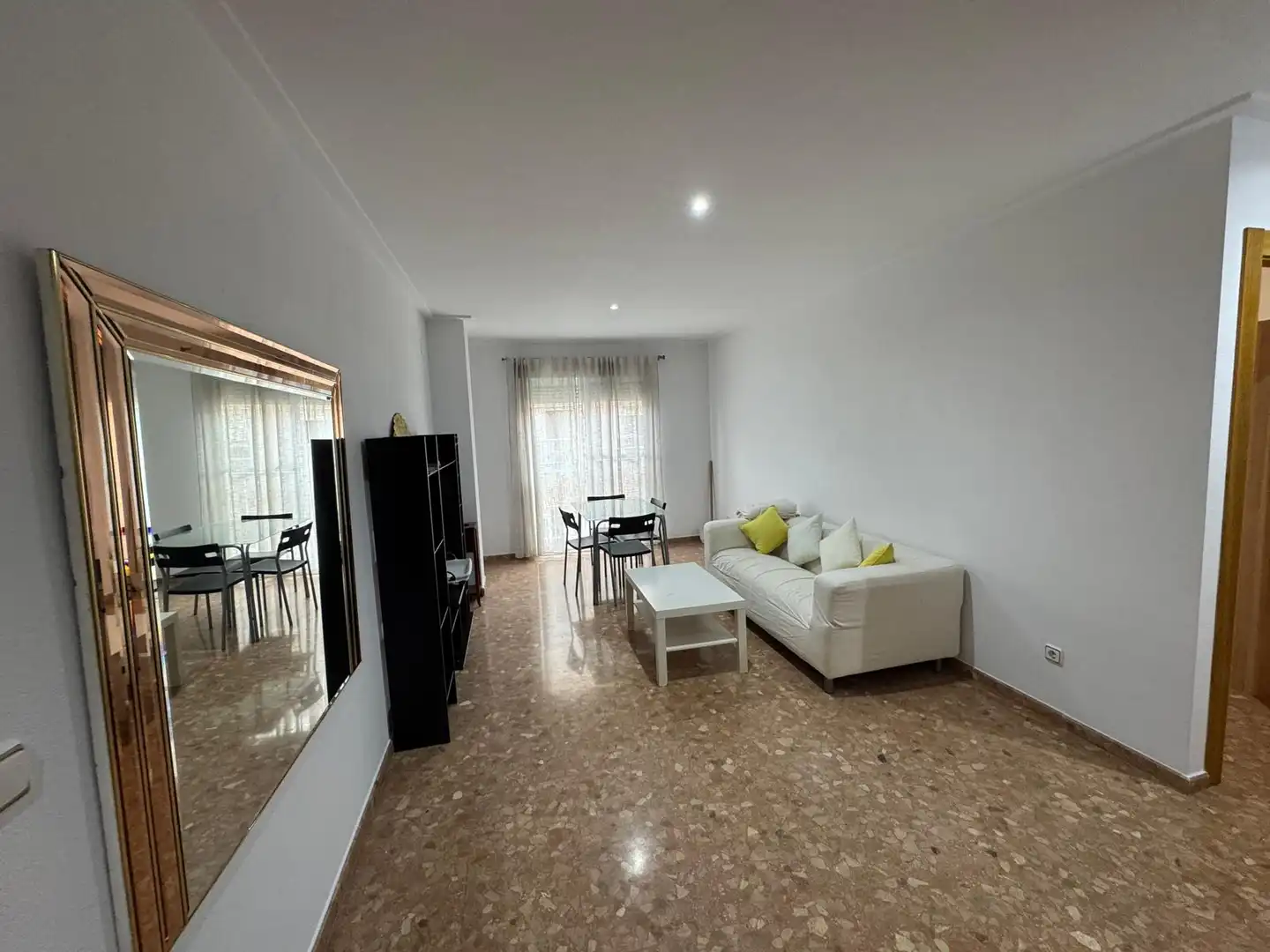Piso de 60 m² en Elche