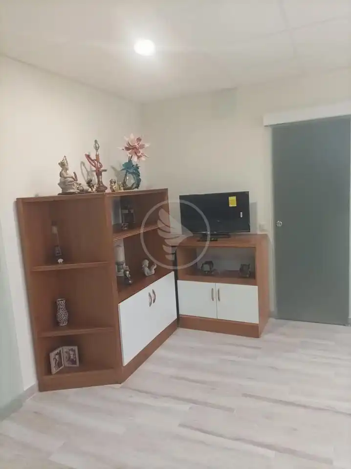Piso de 60 m² en Linares