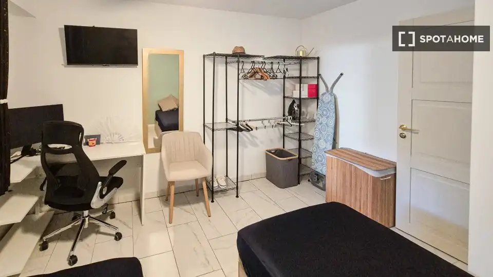 Habitación 144 m², Alicante