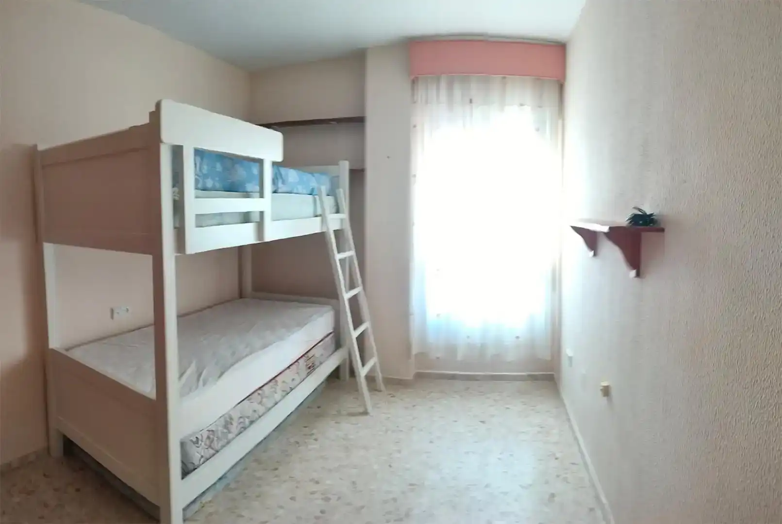 Piso de 100 m² en Rota