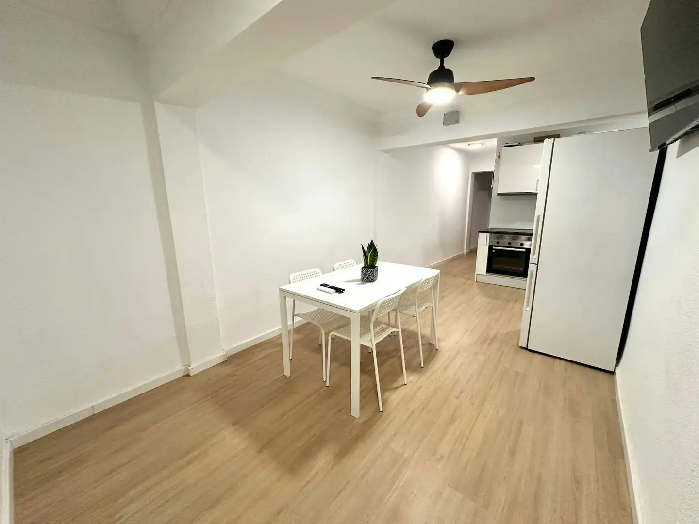 Chambre à louer, Valence