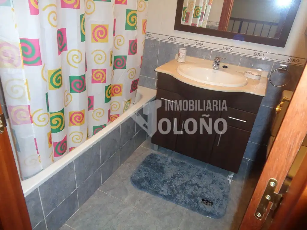 Piso de 140 m² en Anguciana