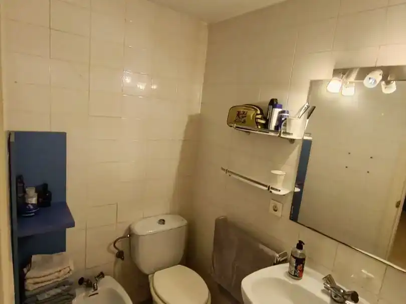 Habitación 60 m², Gerona
