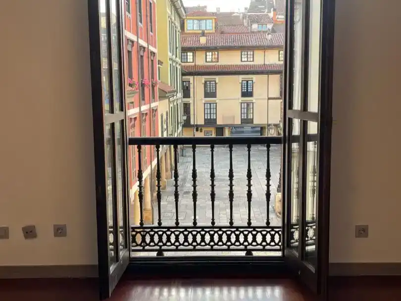 Piso de 80 m² en Oviedo