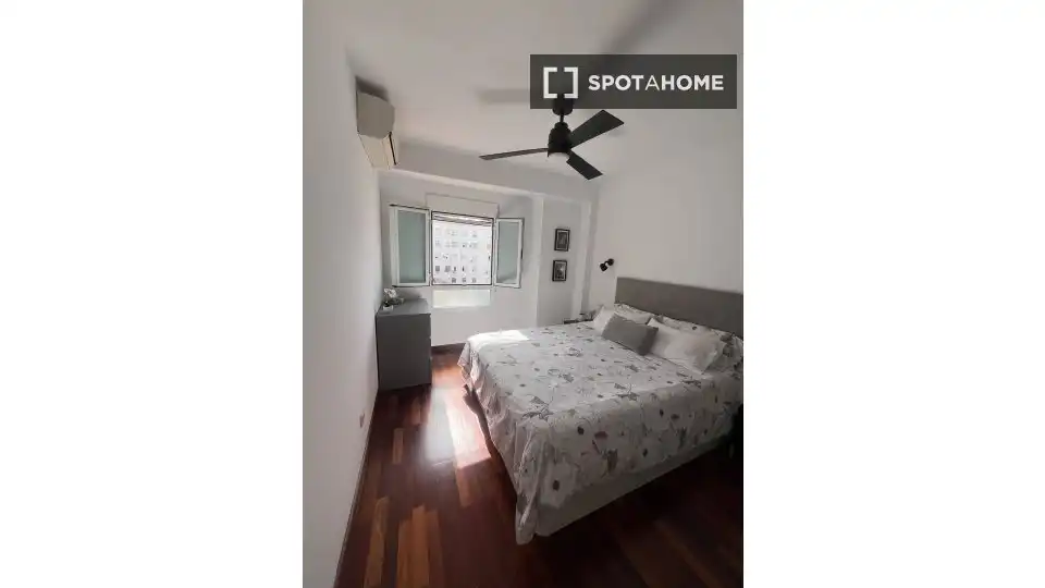 Wohnung 70 m² in Valencia