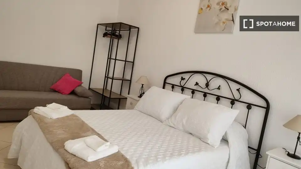 Habitación 92 m², Alicante