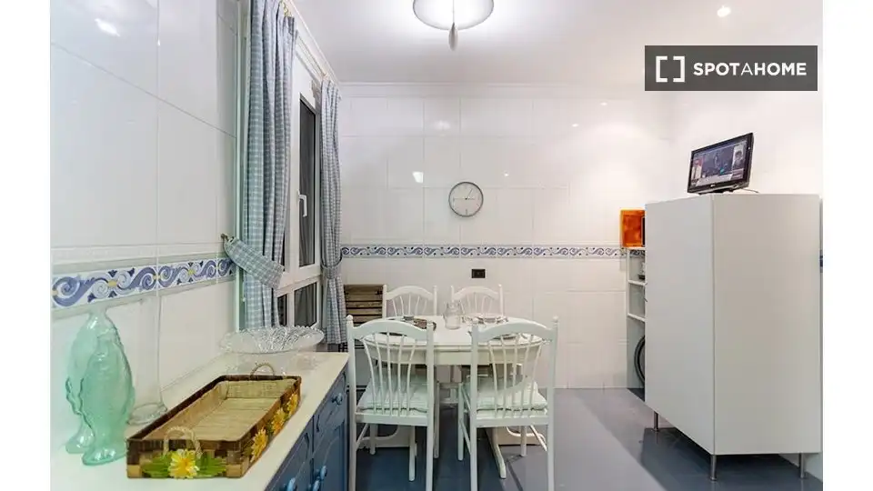 Habitación 196 m², Bilbao