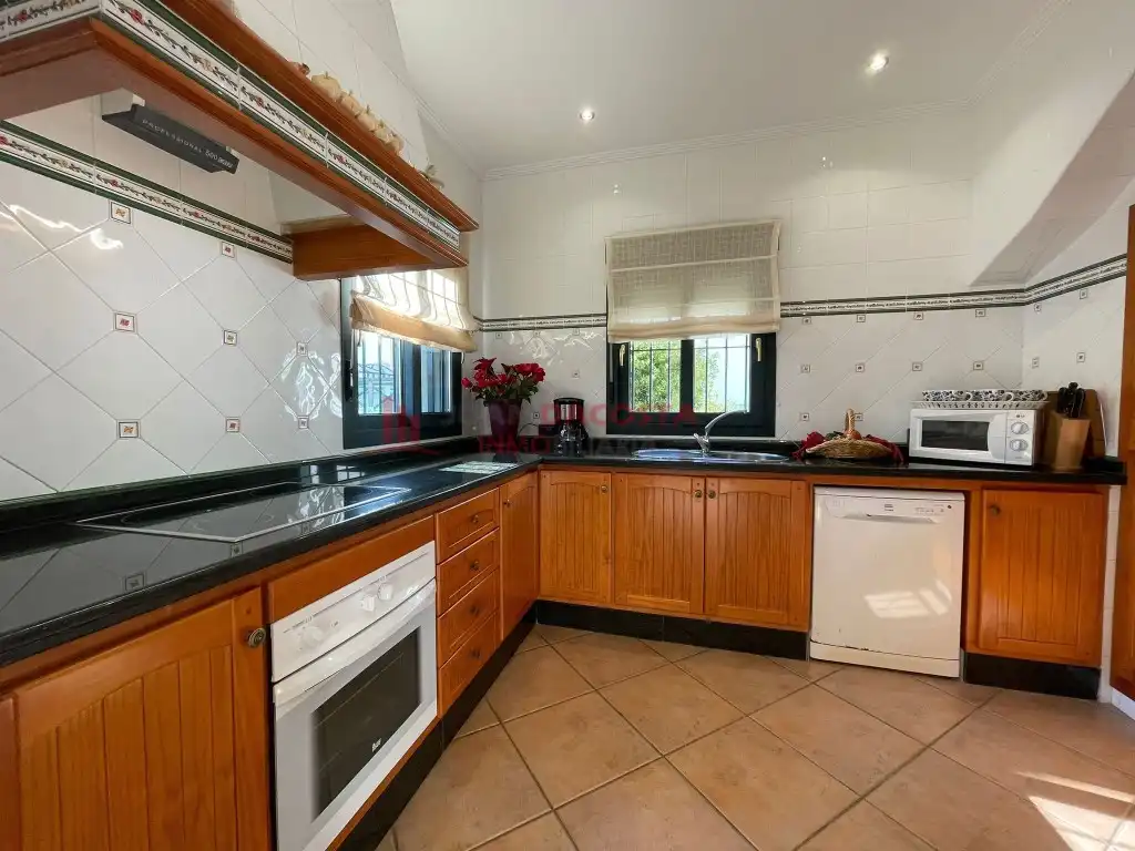 Casa de 160 m² en Lepe