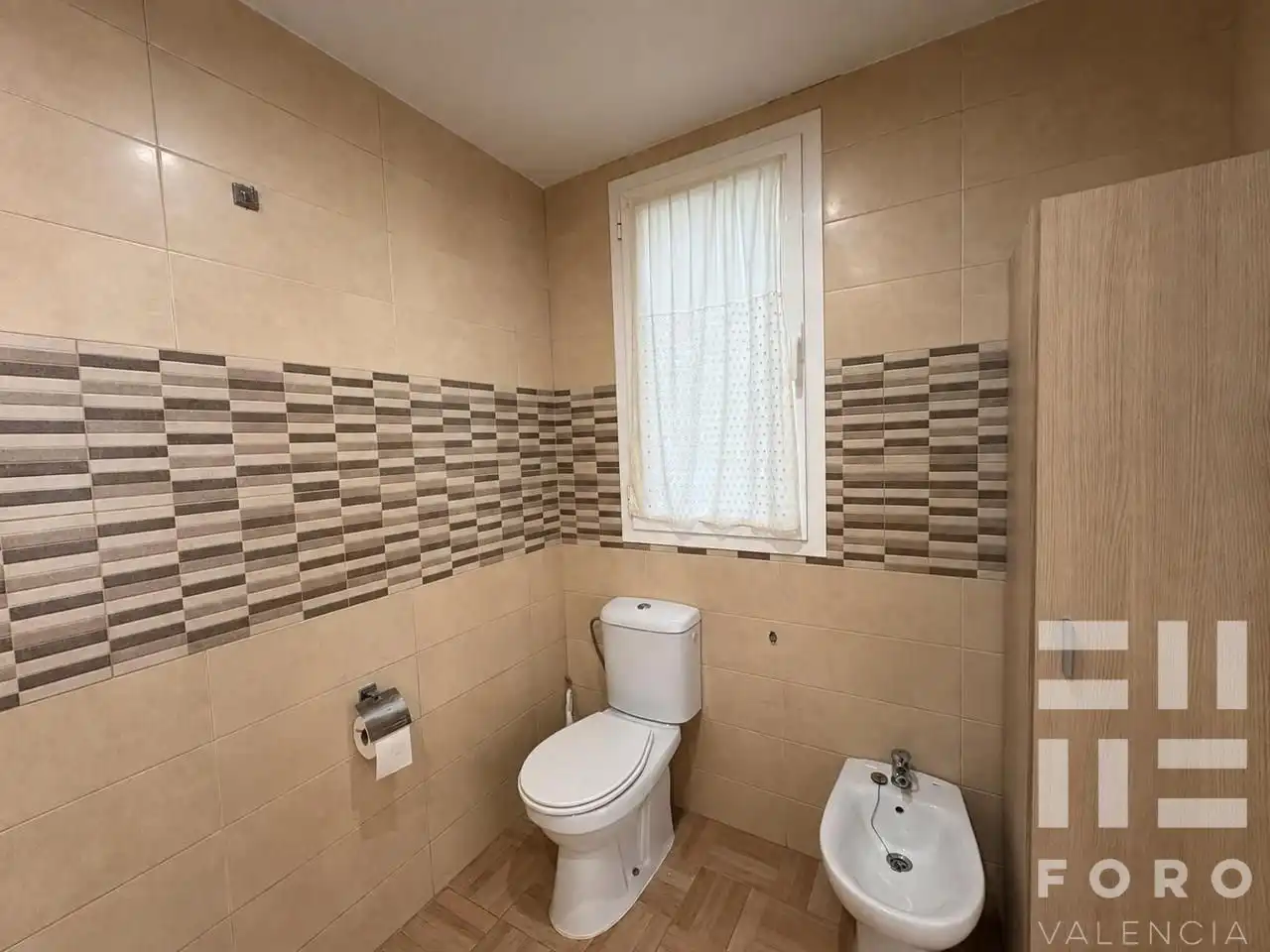 Wohnung 93 m² in Valencia