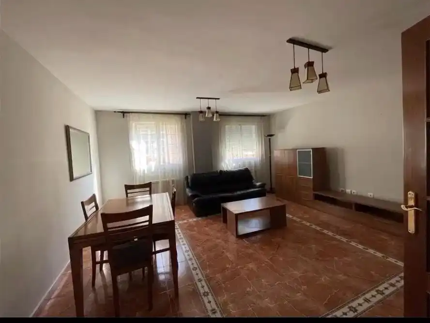Pis de 100 m² a Fuensaldaña