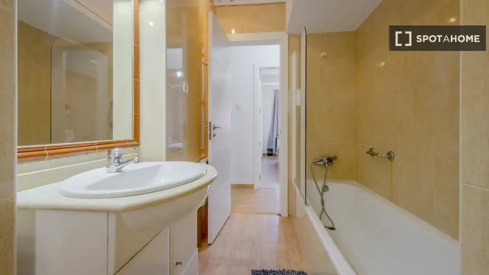 Habitació de lloguer, Madrid