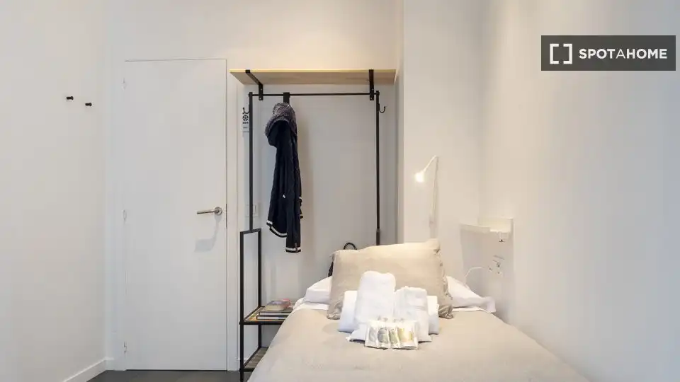 Habitación 14 m², Valencia