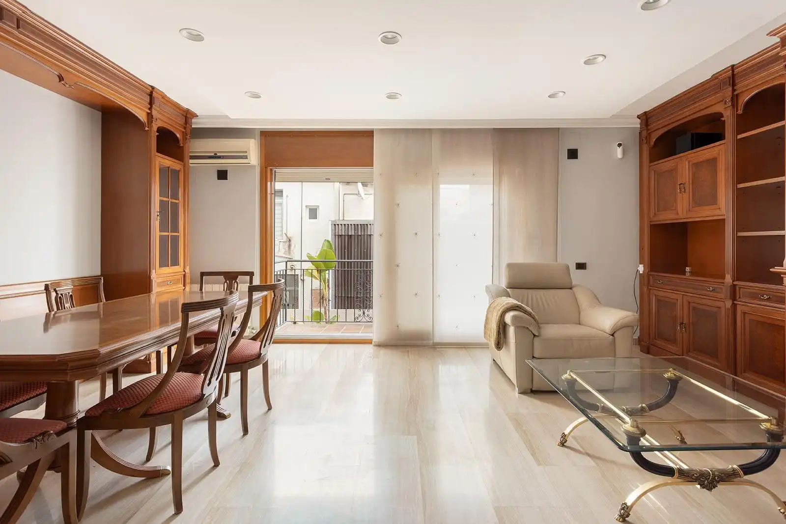 Casa 384 m² a l'Hospitalet de Llobregat