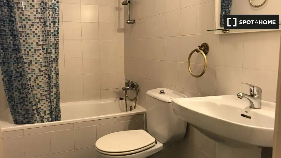 Habitación 40 m², Santa Marta de Tormes