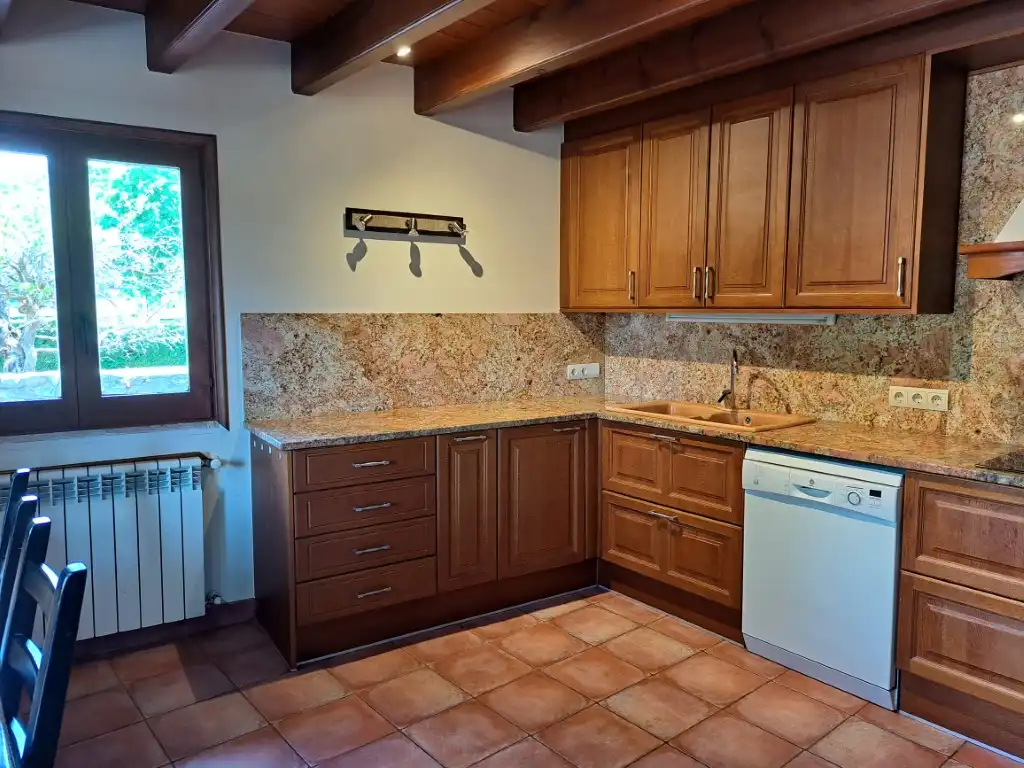 Casa de 240 m² en Das