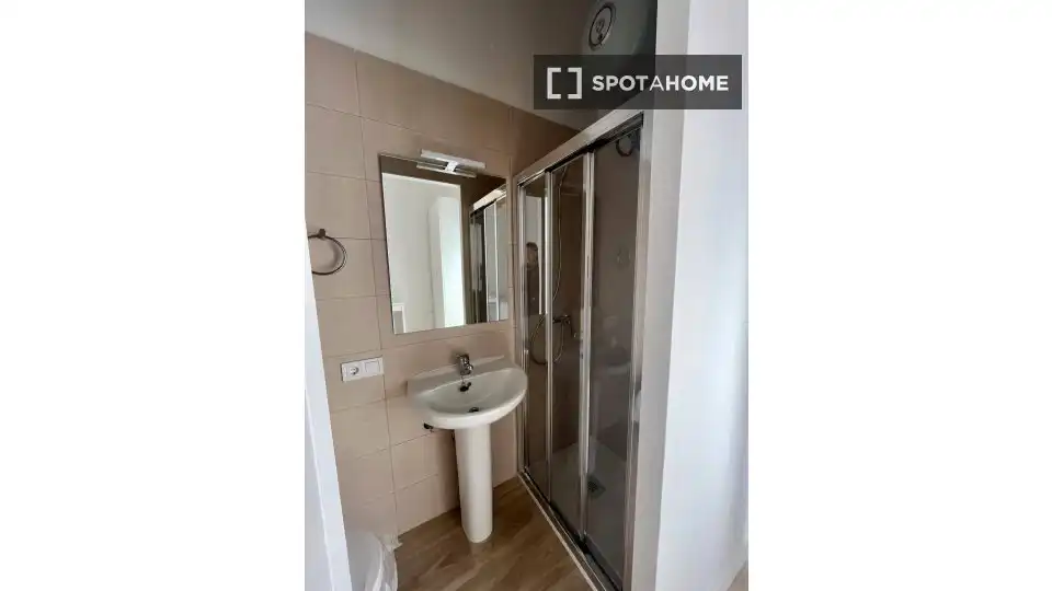 Habitación 115 m², Almería