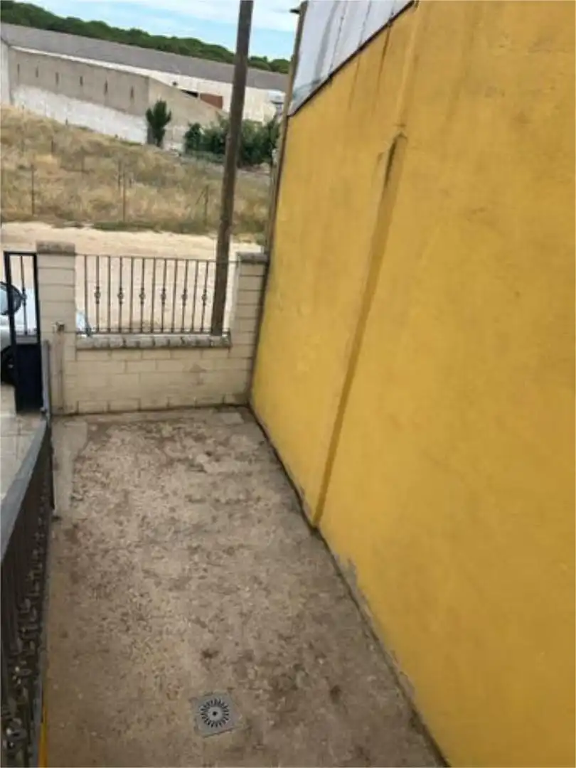 Wohnung 66 m² in Valdestillas