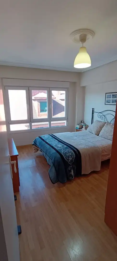 Pis de 74 m² a Oviedo