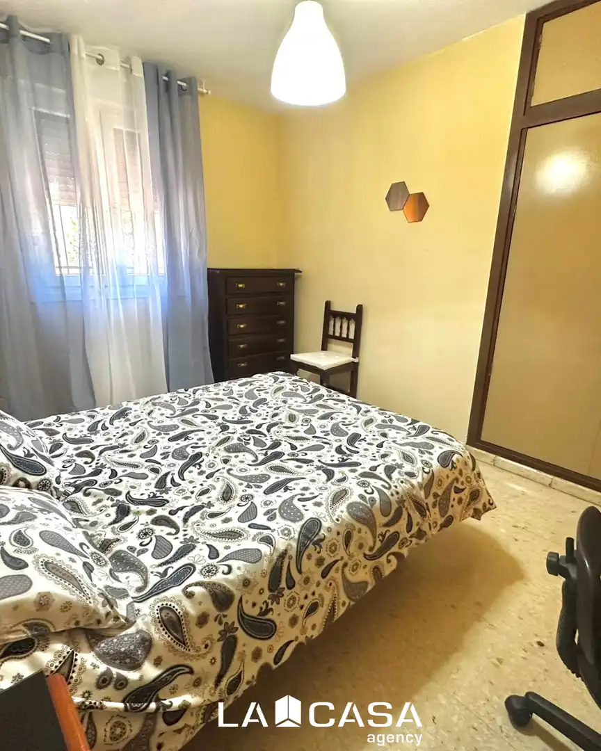 Piso de 95 m² en Sevilla