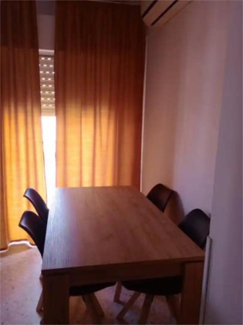 Piso de 100 m² en Madrigalejo