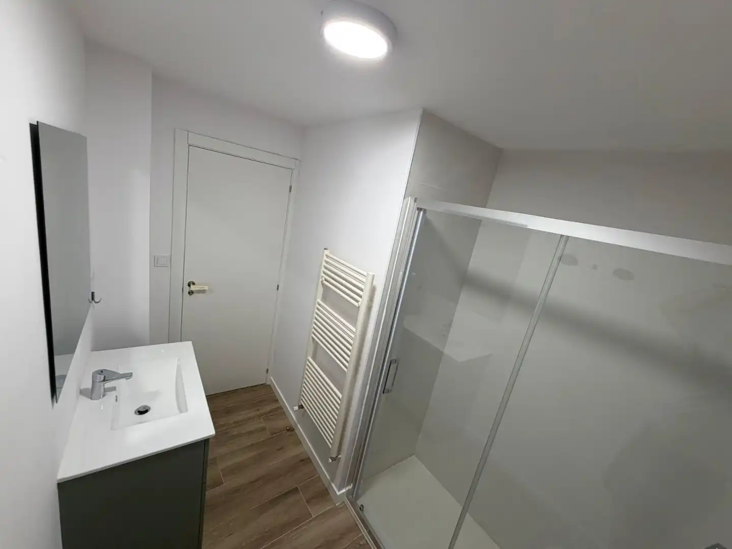 Habitación 81 m², Ourense