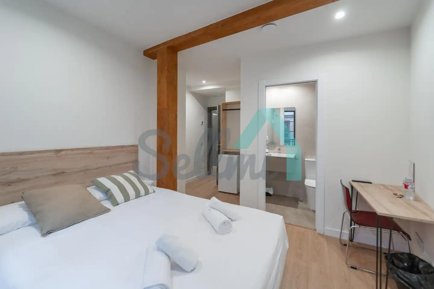 Habitación 16 m², Oviedo