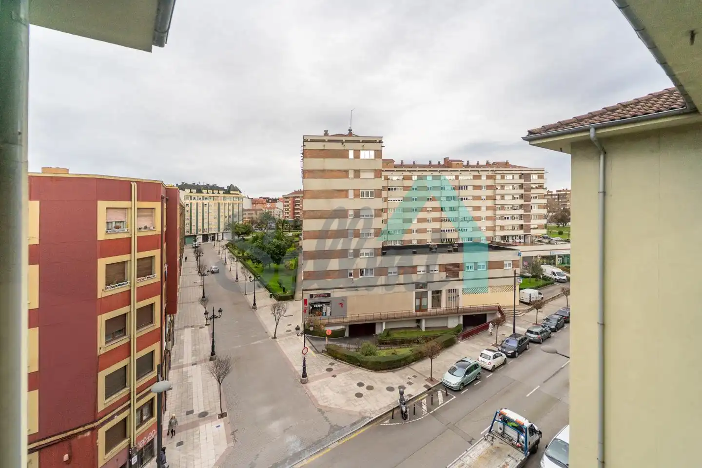 Piso de 67 m² en Oviedo