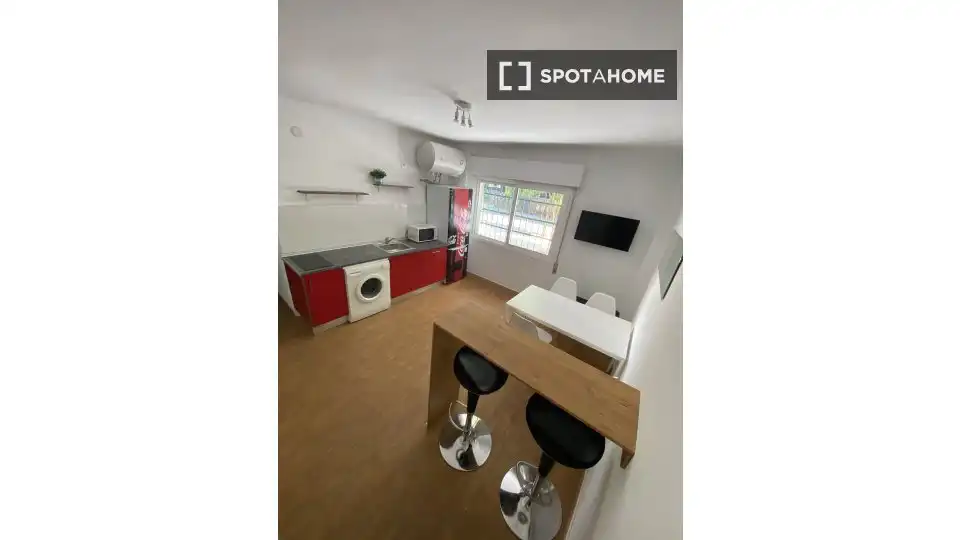 Habitación 92 m², Sevilla