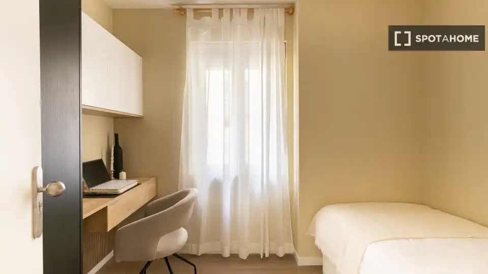 Habitación 128 m², Madrid