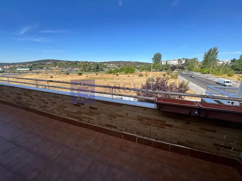 Piso de 180 m² en Cáceres