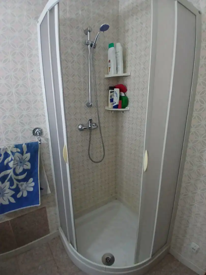 Chambre 106 m², La Almunia de Doña Godina