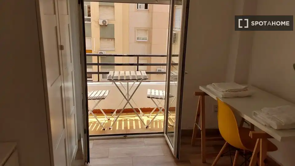 Habitación 78 m², Almería
