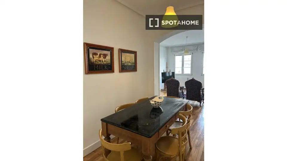 Habitación 132 m², Bilbao