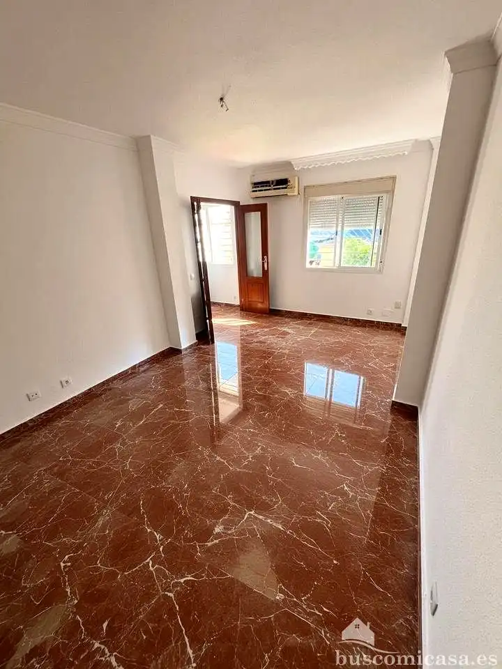 Casa de 94 m² a Mengíbar