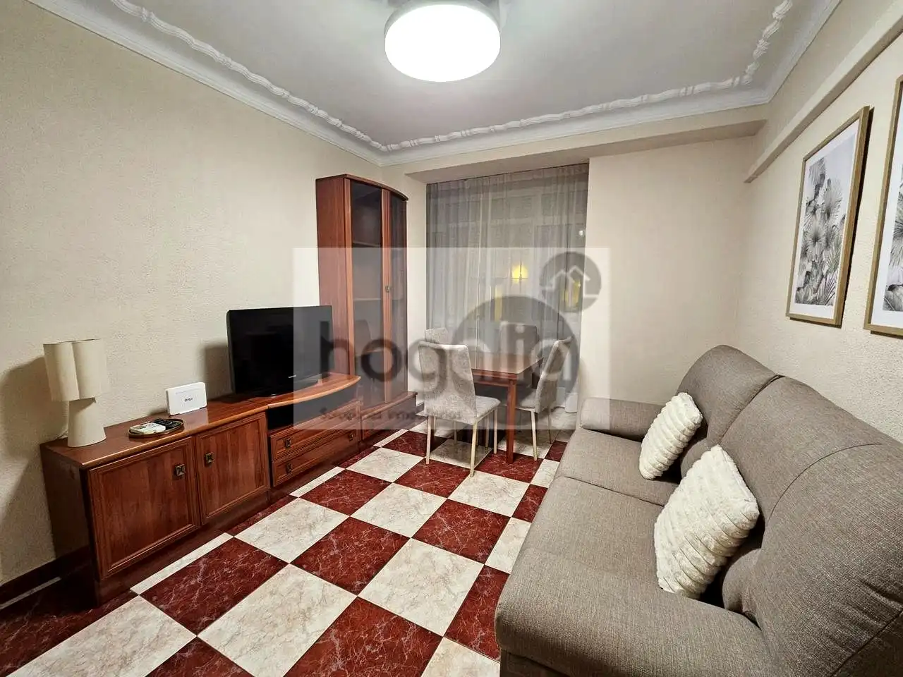 Piso de 60 m² en Sevilla