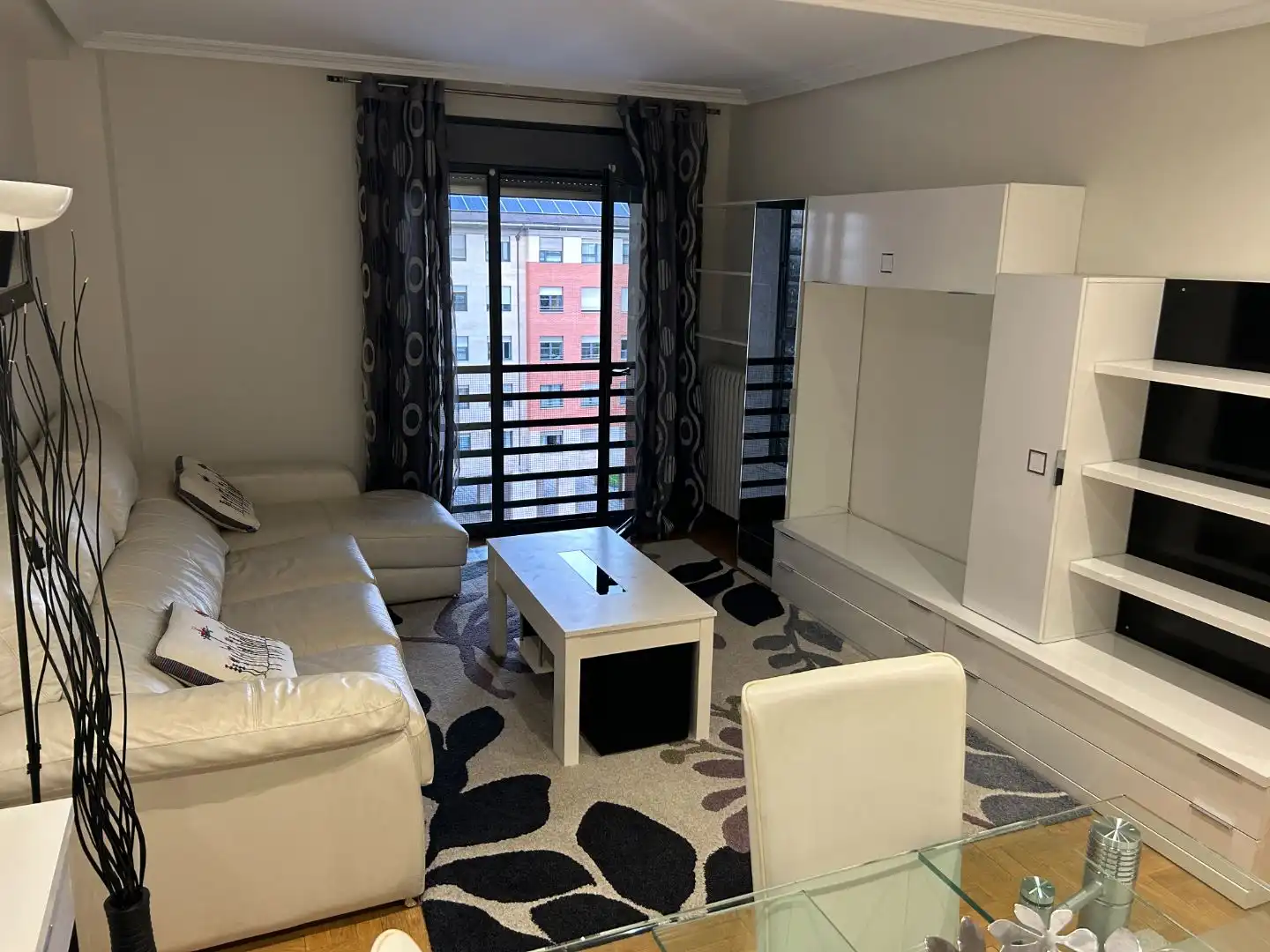 Piso de 106 m² en Oviedo