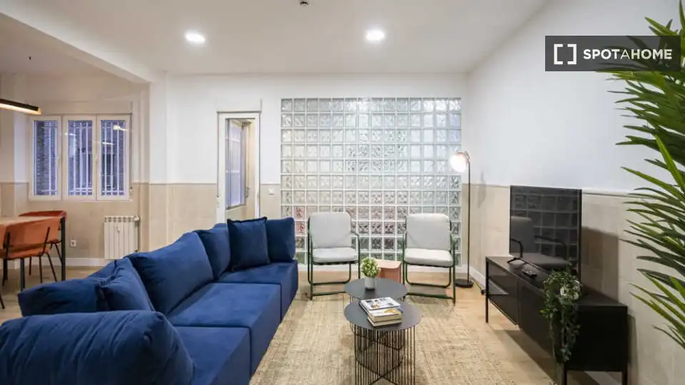 Habitación 600 m², Madrid