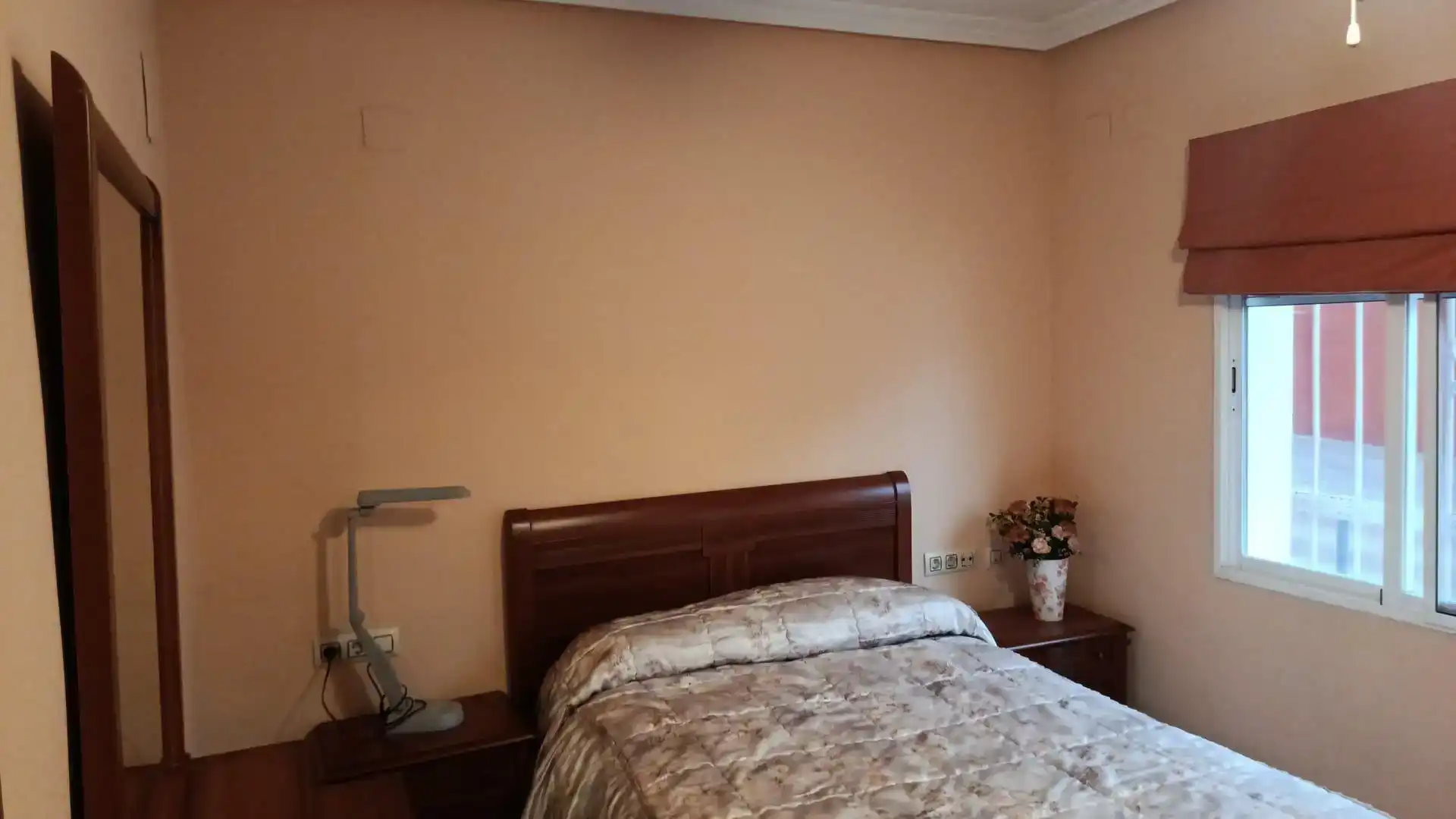Piso de 100 m² en Linares