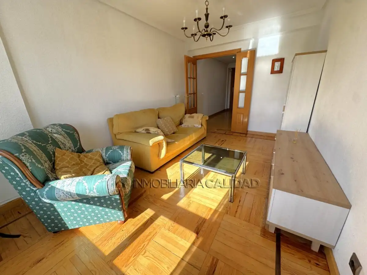 Piso de 85 m² en Burgos