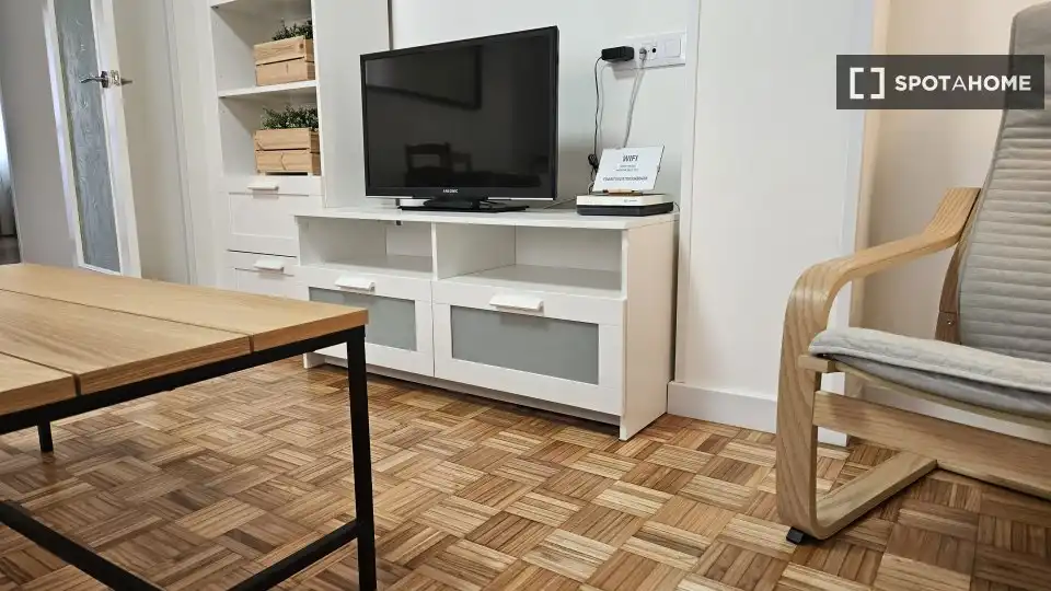 Habitación 75 m², Oviedo