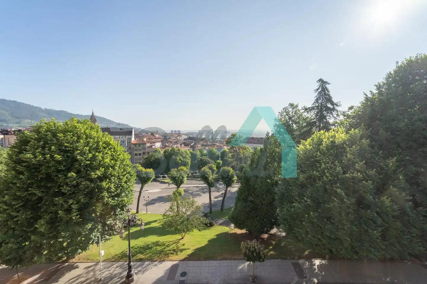 Piso de 212 m² en Oviedo